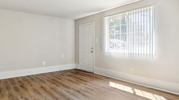 Spacious living room